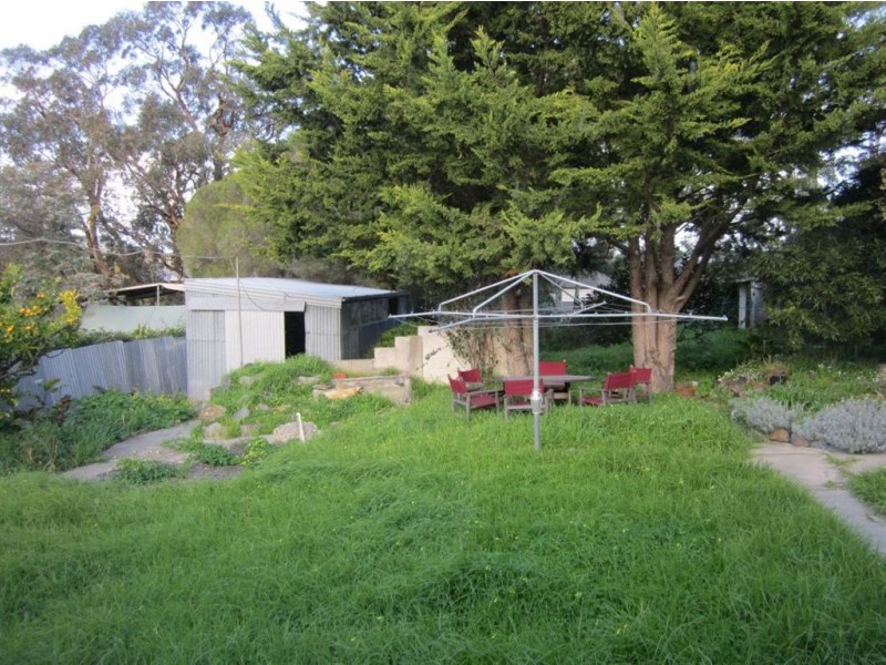 4 Hillview Road, Victor Harbor SA 5211