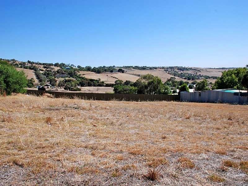 21 White Crescent, Encounter Bay SA 5211