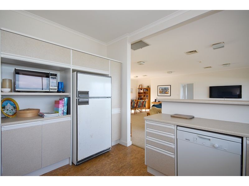 12 Olivers Parade, Hayborough SA 5211