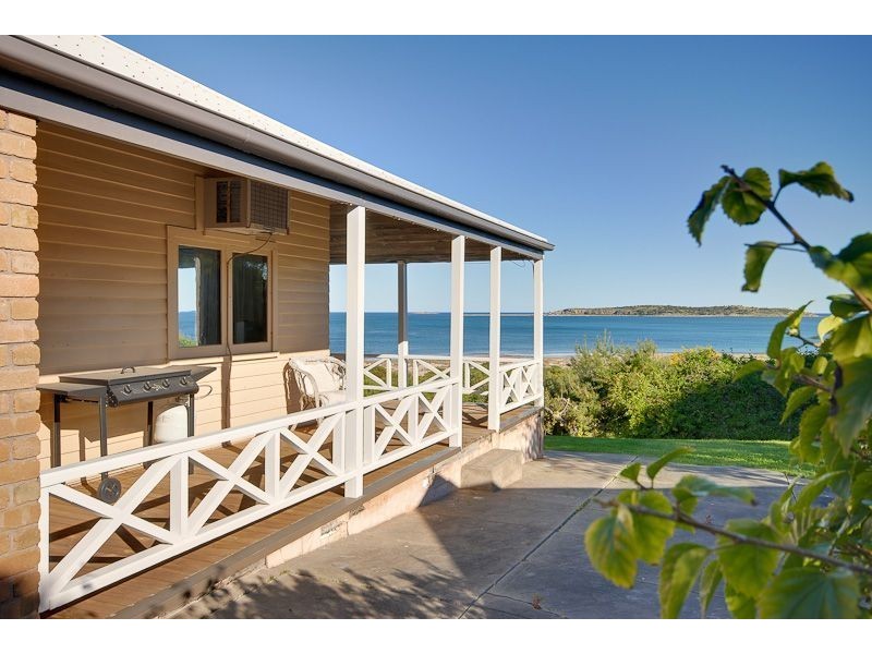 72 Hindmarsh Road, Victor Harbor SA 5211