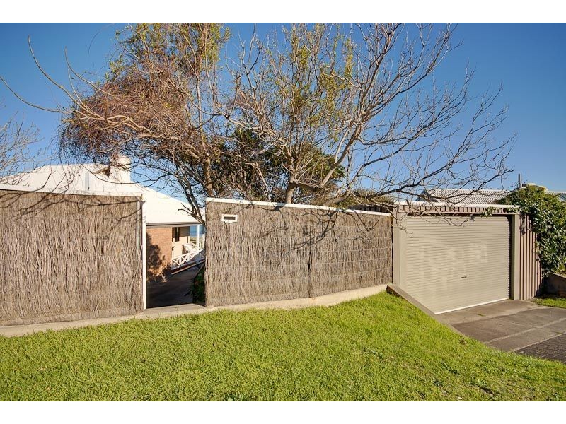 72 Hindmarsh Road, Victor Harbor SA 5211