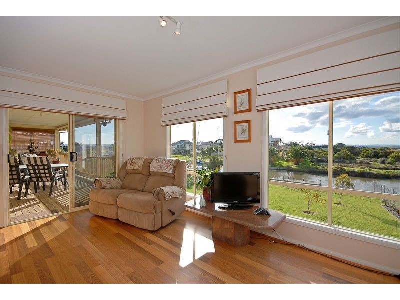 4 Daniel Avenue, Goolwa North SA 5214