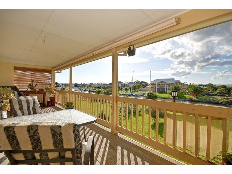4 Daniel Avenue, Goolwa North SA 5214