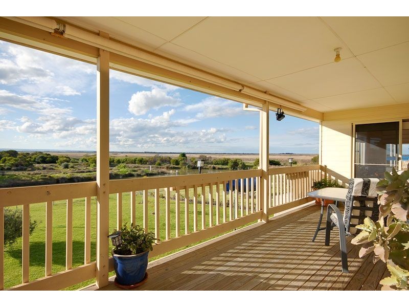 4 Daniel Avenue, Goolwa North SA 5214