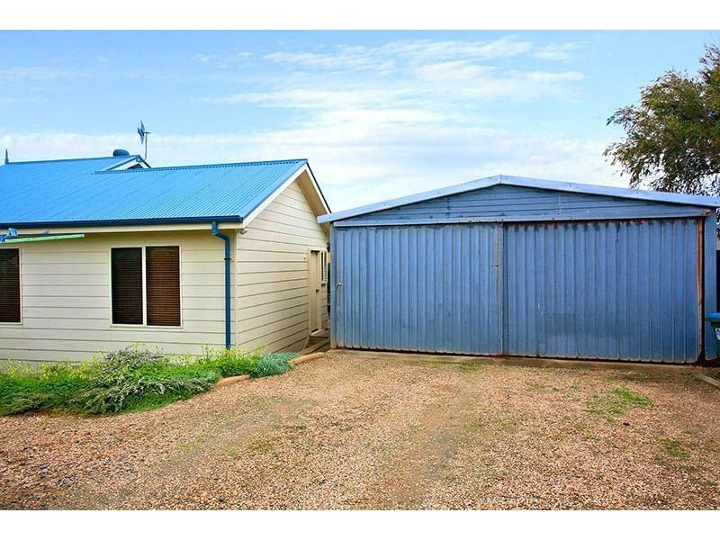 2 Kemp Street, Goolwa Beach SA 5214