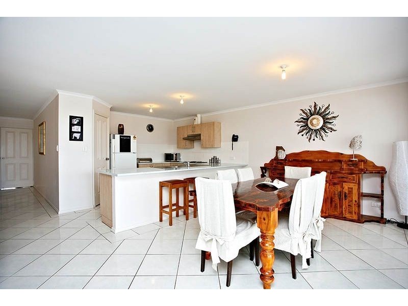 85 Blanche Parade, Hindmarsh Island SA 5214