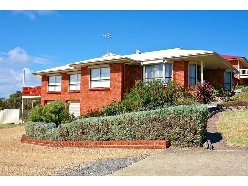 16 Trigg Street, Port Elliot SA 5212