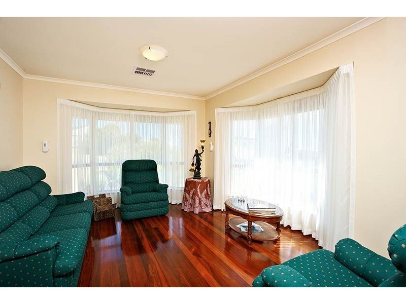 16 Trigg Street, Port Elliot SA 5212