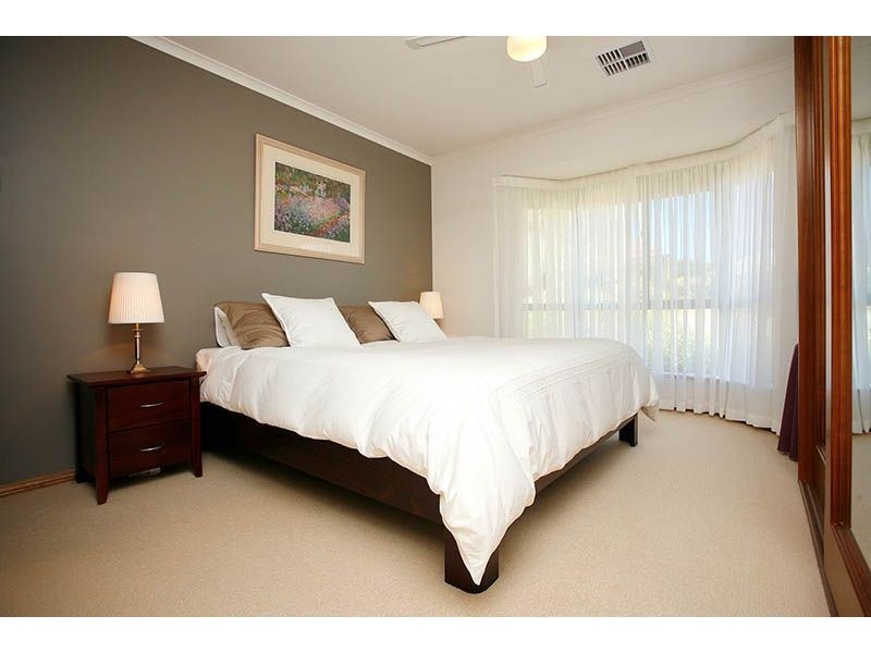 16 Trigg Street, Port Elliot SA 5212