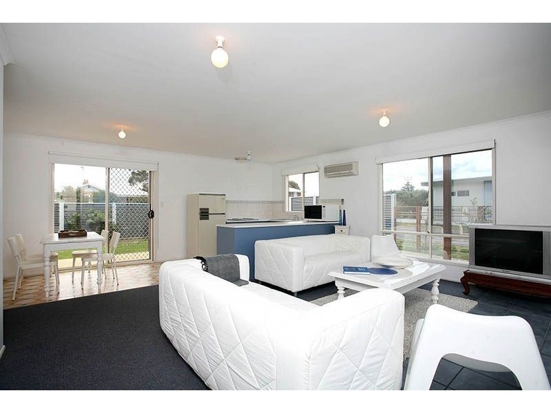 22 George Street, Encounter Bay SA 5211