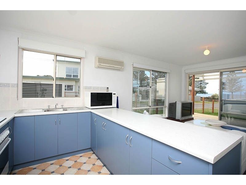 22 George Street, Encounter Bay SA 5211