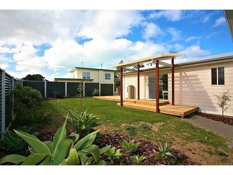 22 George Street, Encounter Bay SA 5211