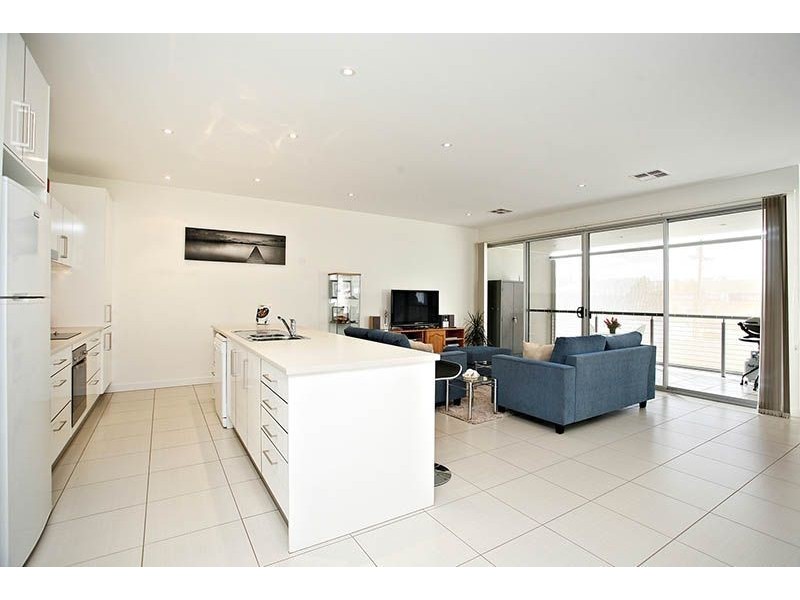 6/294-302 Port Elliot Road, Hayborough SA 5211