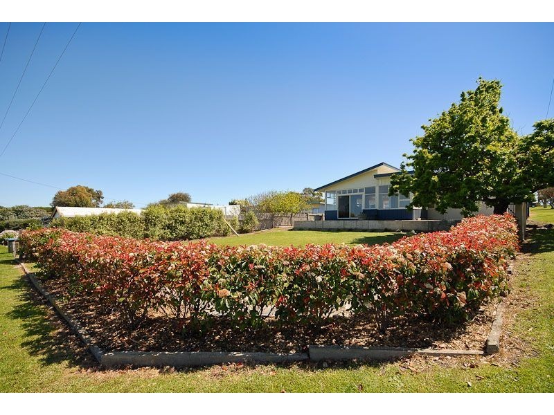 11 Adamson Street, Hayborough SA 5211