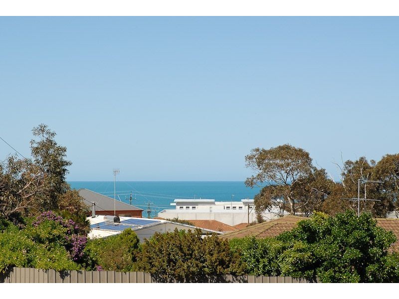 11 Adamson Street, Hayborough SA 5211