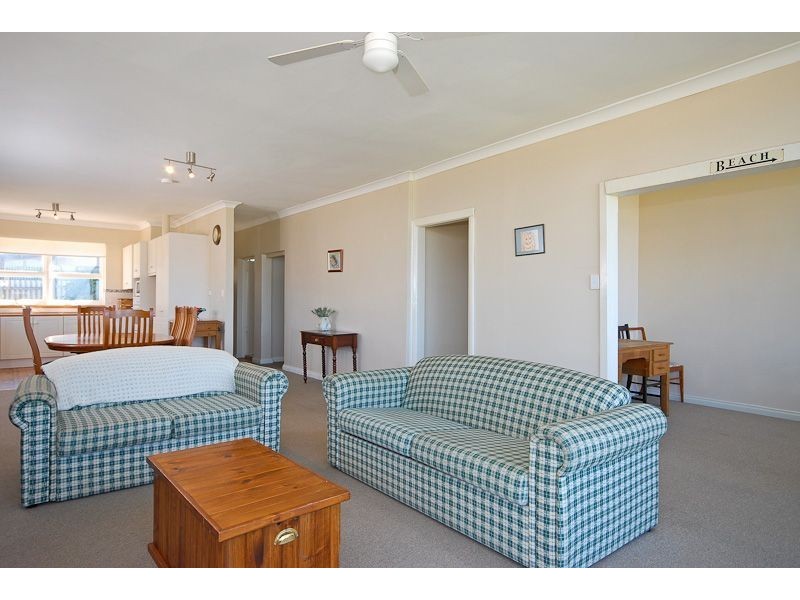 11 Adamson Street, Hayborough SA 5211