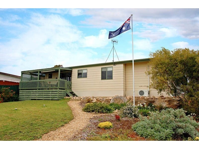 10 Gordon Street, Goolwa Beach SA 5214
