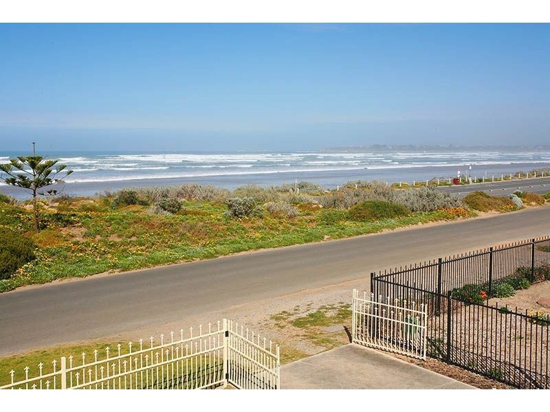 216 Surfers Parade, Middleton SA 5213