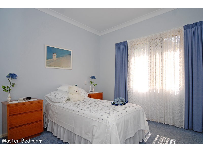 6 Palm Court, Victor Harbor SA 5211