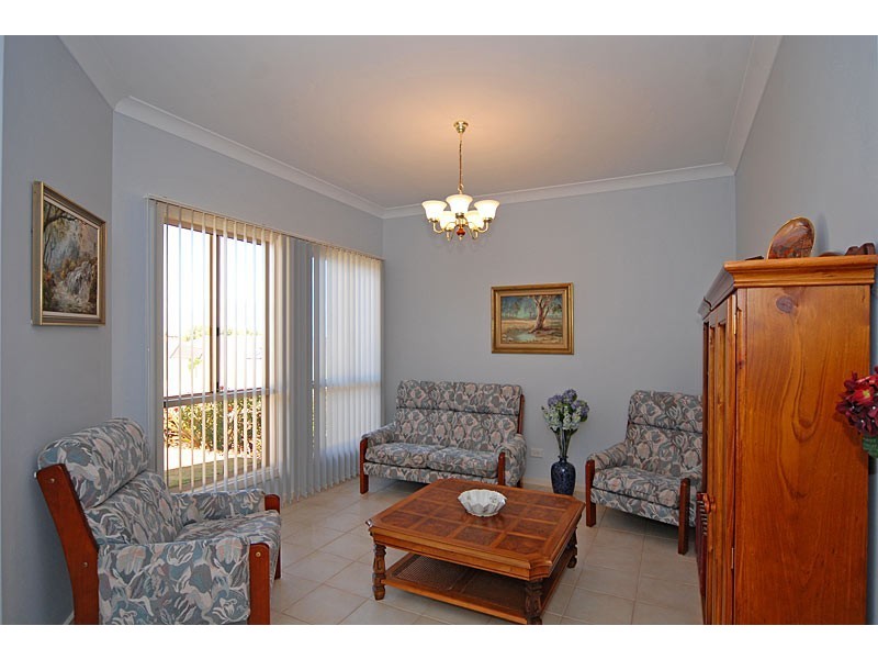 6 Palm Court, Victor Harbor SA 5211