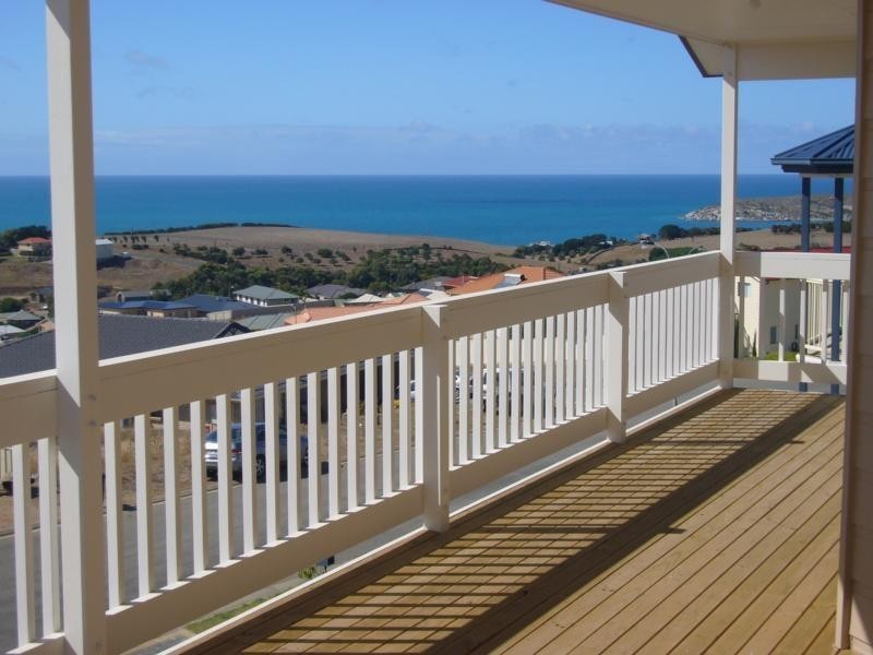 52 Southern Right Crescent, Encounter Bay SA 5211