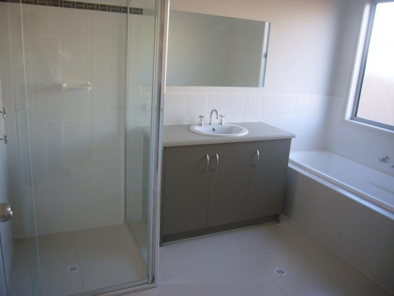 52 Southern Right Crescent, Encounter Bay SA 5211