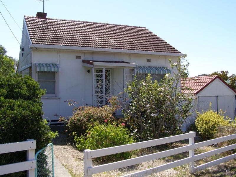 7 Hillview Road, Victor Harbor SA 5211