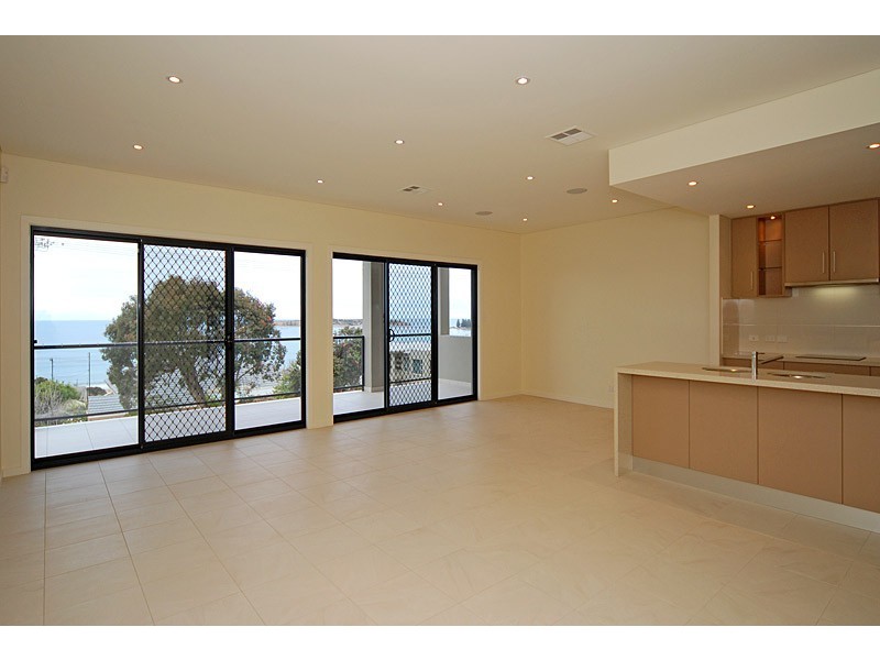 11 Bluffview Road, Victor Harbor SA 5211