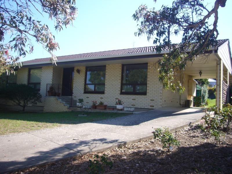 1 Swain Road, Victor Harbor SA 5211