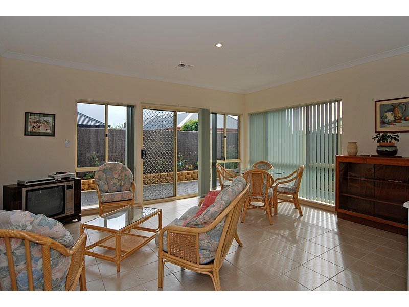 90 Matthew Flinders Drive, Encounter Bay SA 5211