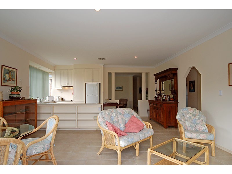 90 Matthew Flinders Drive, Encounter Bay SA 5211