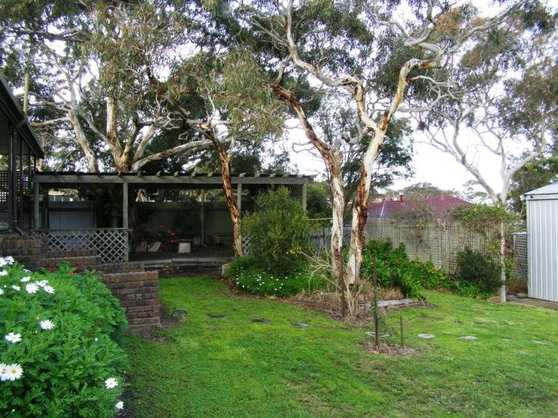3 James Avenue, Victor Harbor SA 5211
