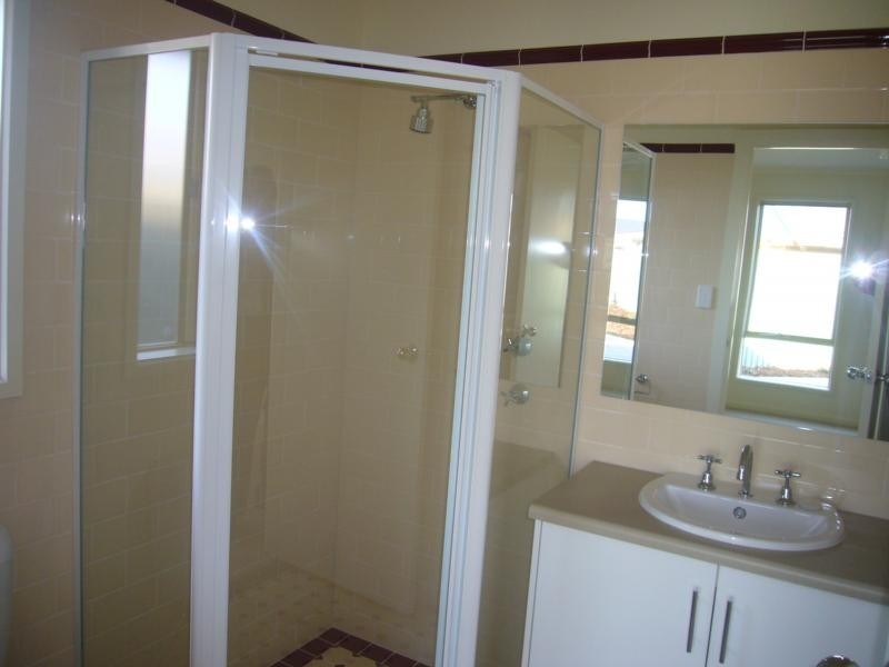 9 Robb Street, Encounter Bay SA 5211