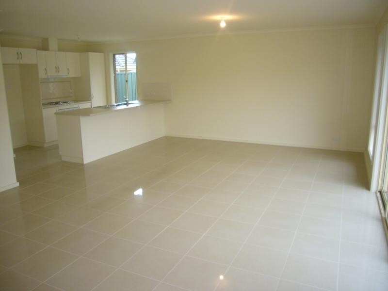 9 Robb Street, Encounter Bay SA 5211