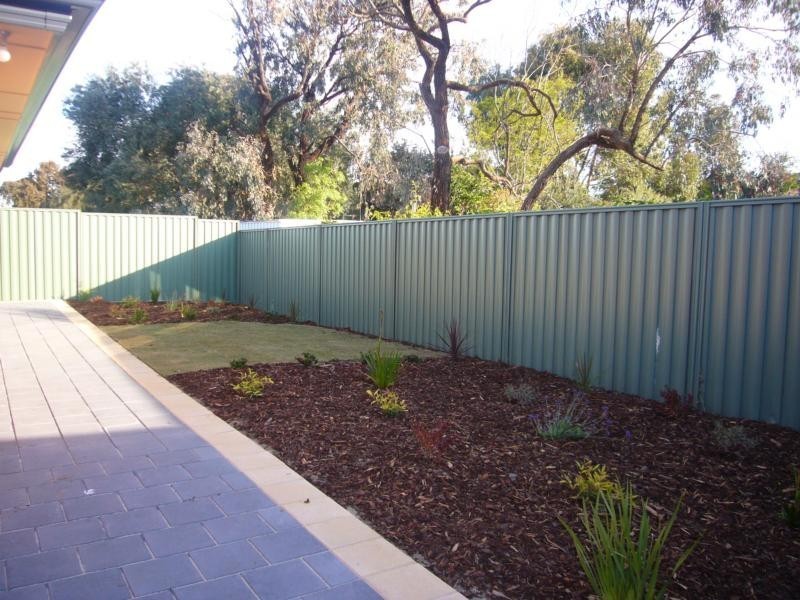 9 Robb Street, Encounter Bay SA 5211