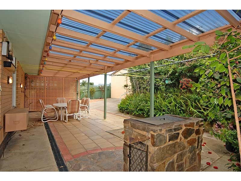 73 Hindmarsh Road, Victor Harbor SA 5211