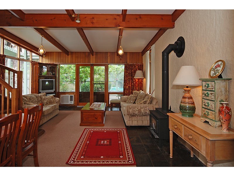 2 Sturt Street, Victor Harbor SA 5211