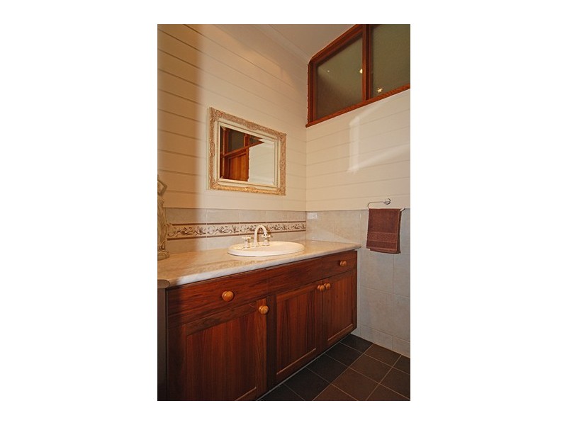 2 Sturt Street, Victor Harbor SA 5211