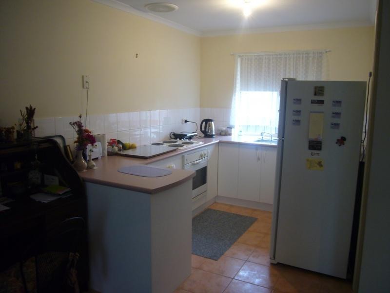 2/95 Crozier Road, Victor Harbor SA 5211