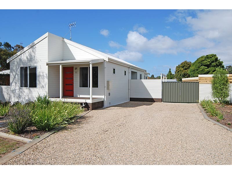 13 Ives Crescent, Mccracken SA 5211