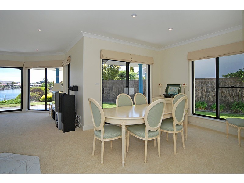 4 Islander Drive, Encounter Bay SA 5211