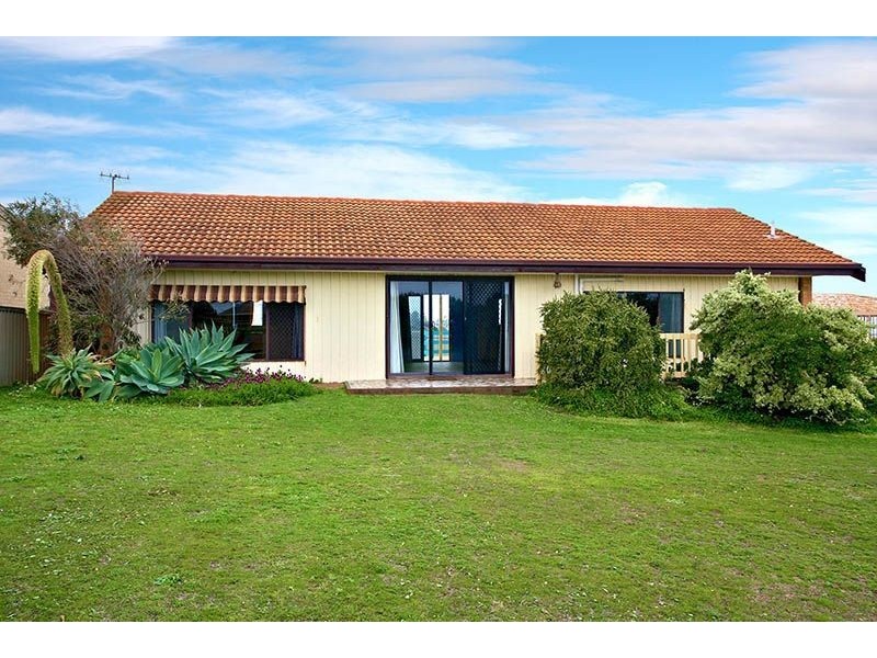 2 Seaview Road, Port Elliot SA 5212