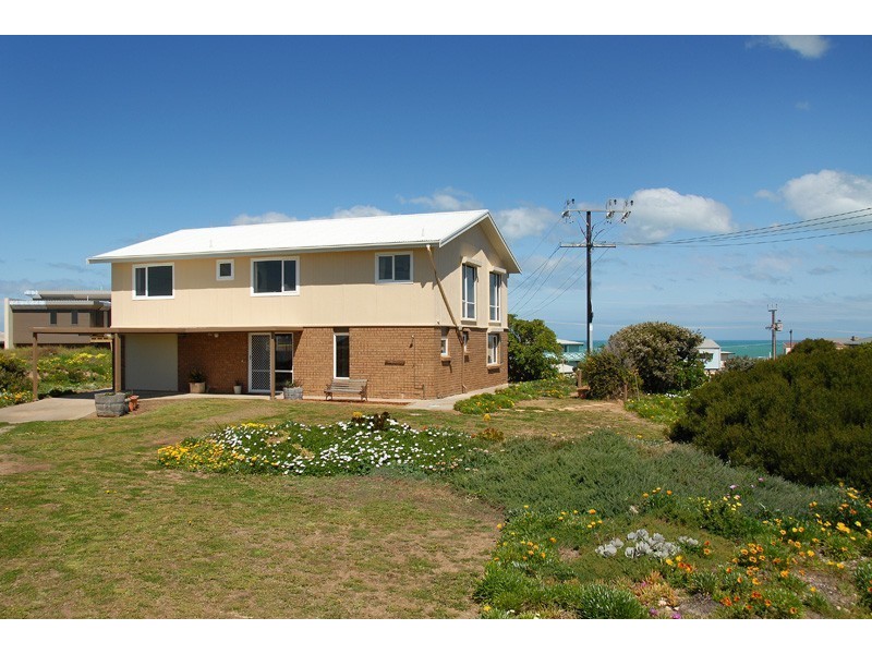 11 Hero Avenue, Middleton SA 5213
