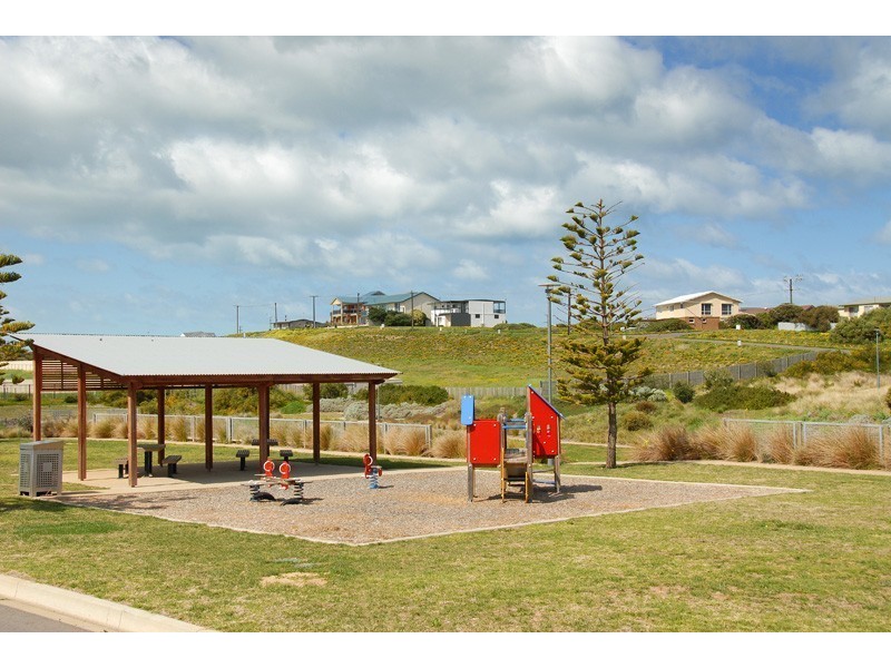 11 Hero Avenue, Middleton SA 5213