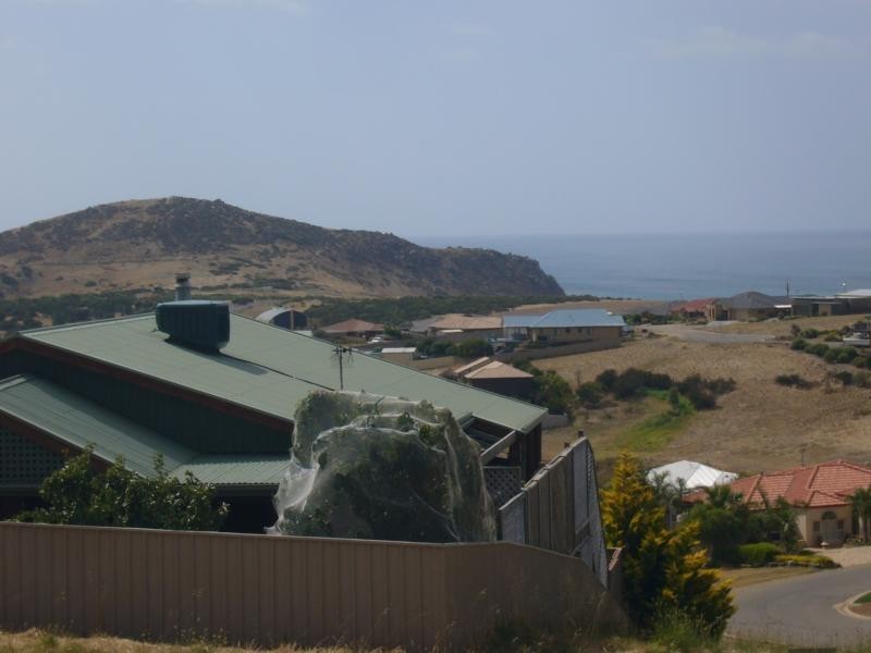 8 Orca Place, Encounter Bay SA 5211