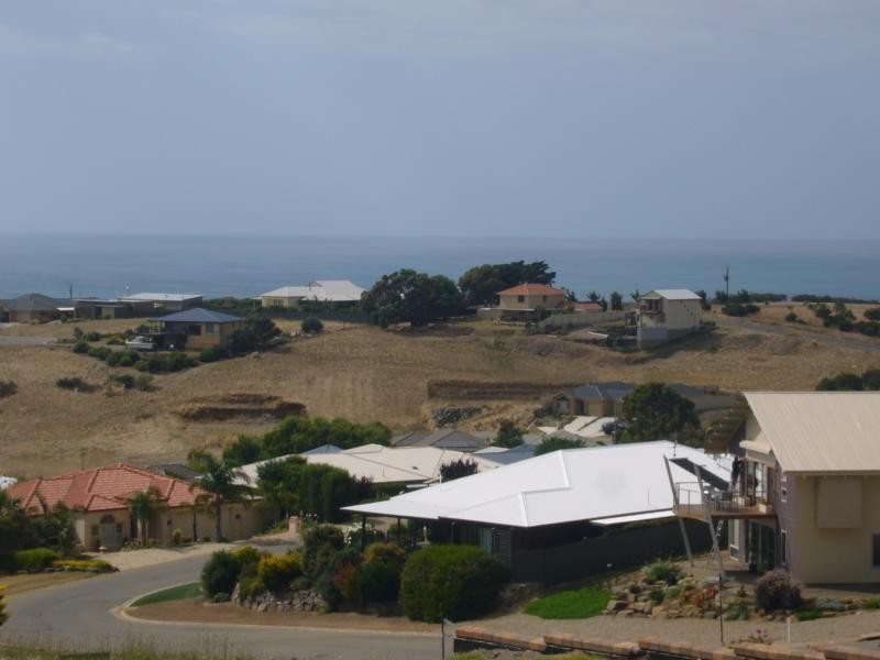 8 Orca Place, Encounter Bay SA 5211