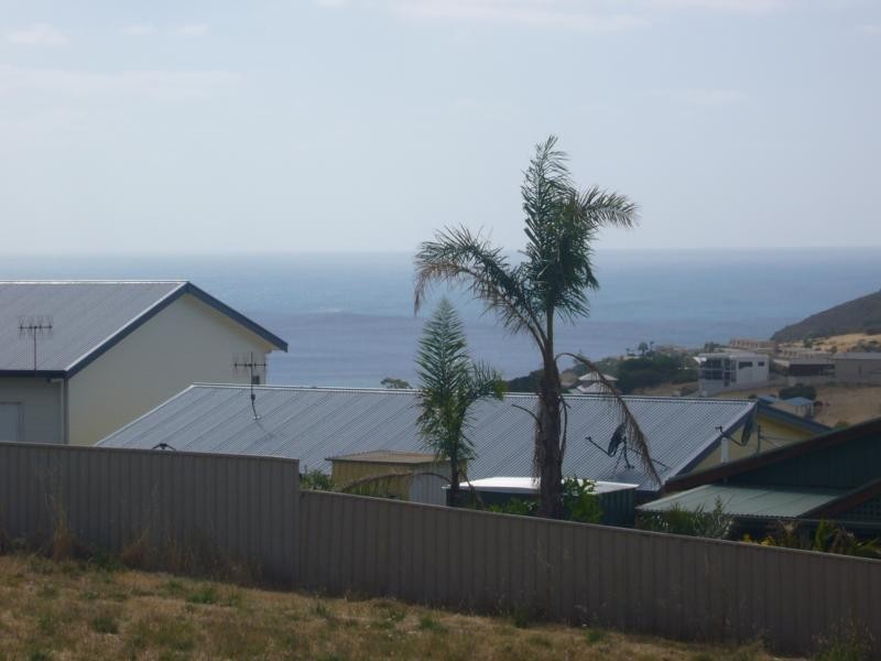 8 Orca Place, Encounter Bay SA 5211