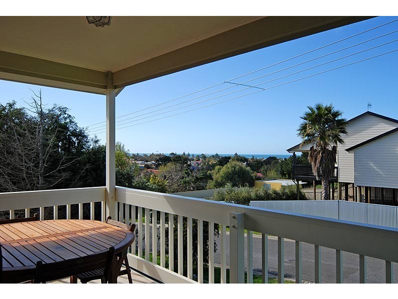 19 Sweetman Avenue, Encounter Bay SA 5211