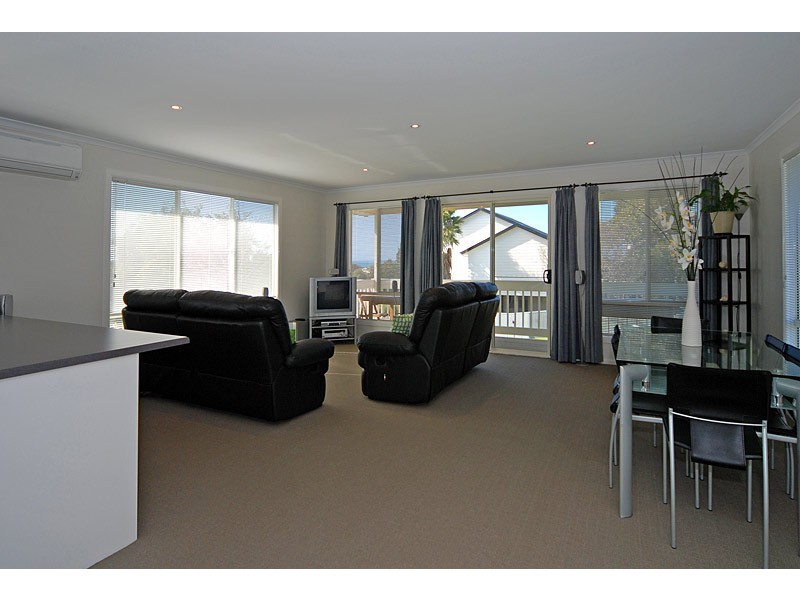 19 Sweetman Avenue, Encounter Bay SA 5211