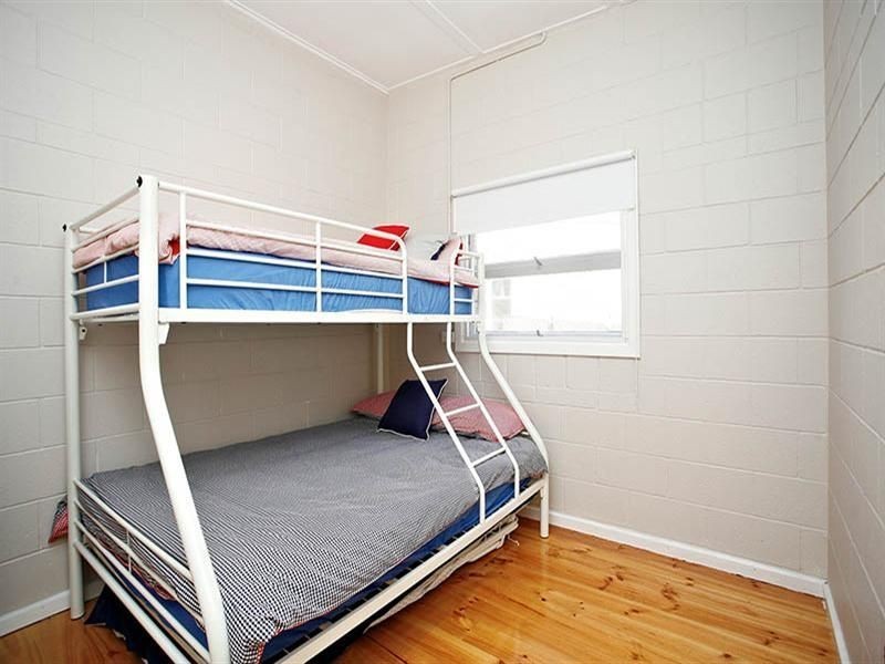 6 Newacott Place, Goolwa SA 5214